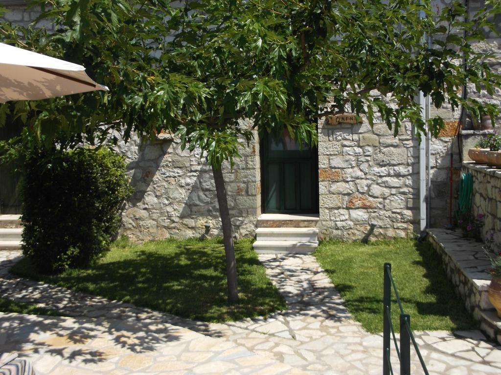 Sivros Stone Cottages Buitenkant foto